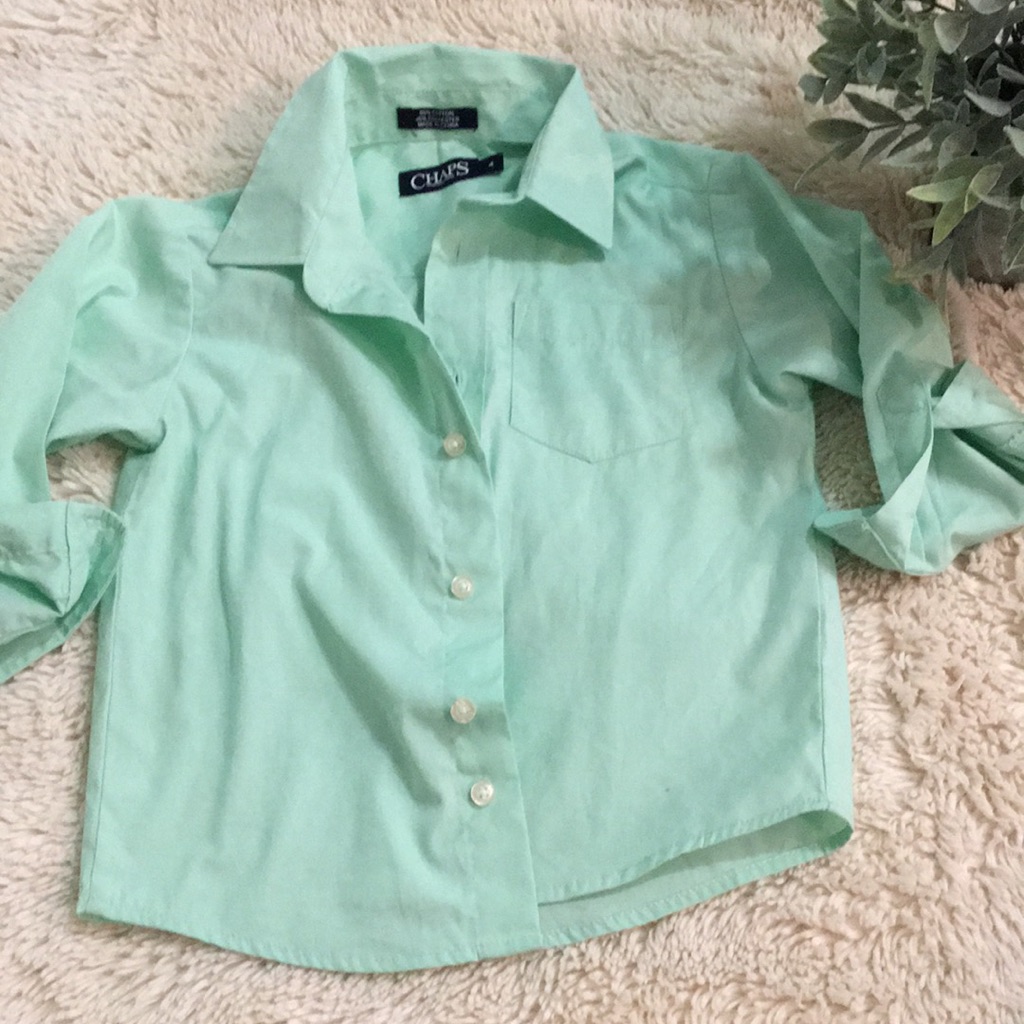 Chaps Button Down Size 4